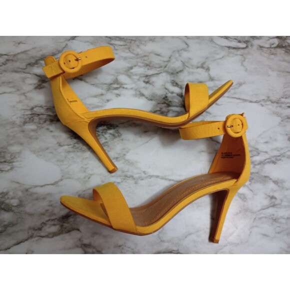 Rouge Yellow Heels Size 9 - Picture 3 of 12